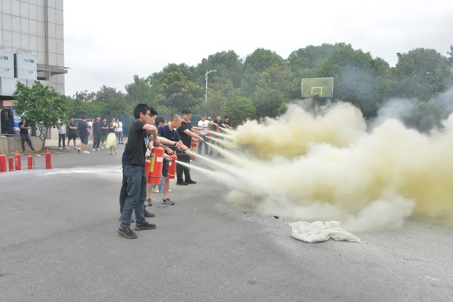Trapani di addestramento per la sicurezza antincendio