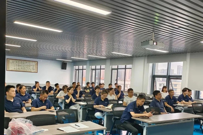 Trapani di addestramento per la sicurezza antincendio